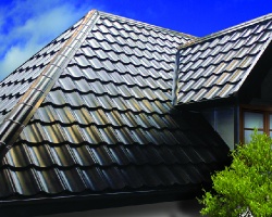 Obróbki blacharskie – niezbędny element dachu marzeń.